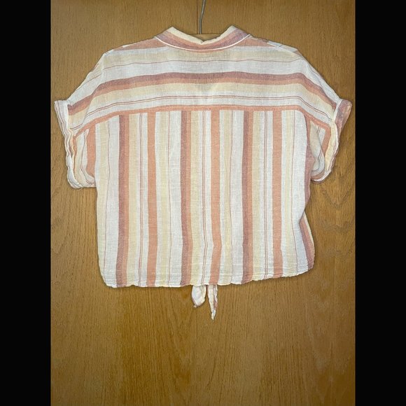 Linen Cropped Button Up Blouse Size L - Picture 2 of 5